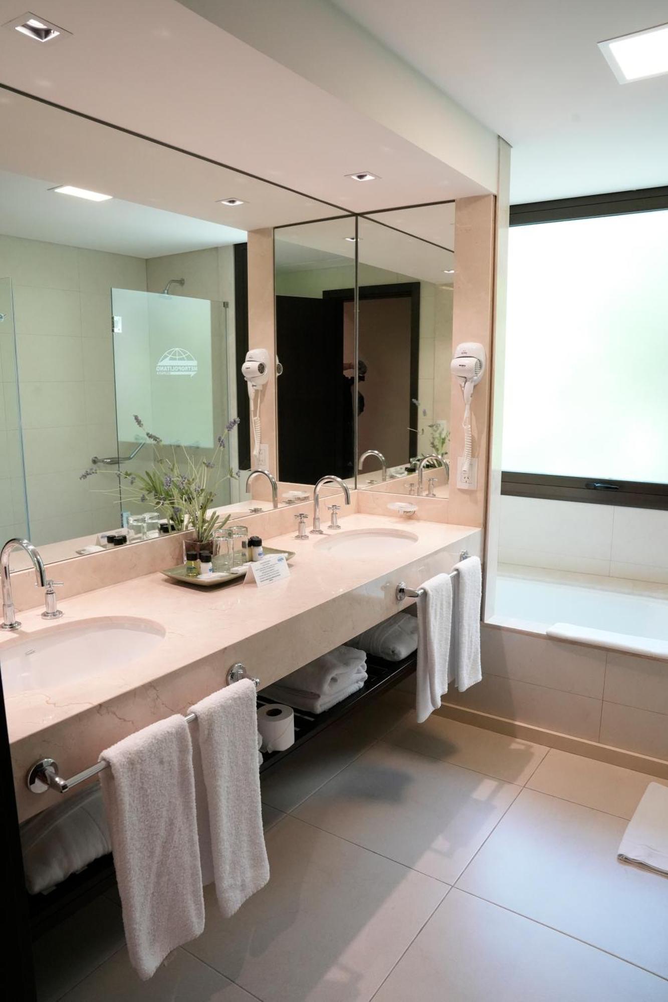 Hotel Metropolitano Supara Буенос Айрес Екстериор снимка