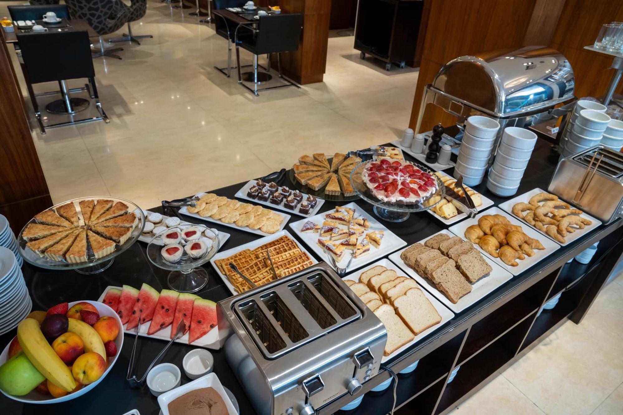 Hotel Metropolitano Supara Буенос Айрес Екстериор снимка