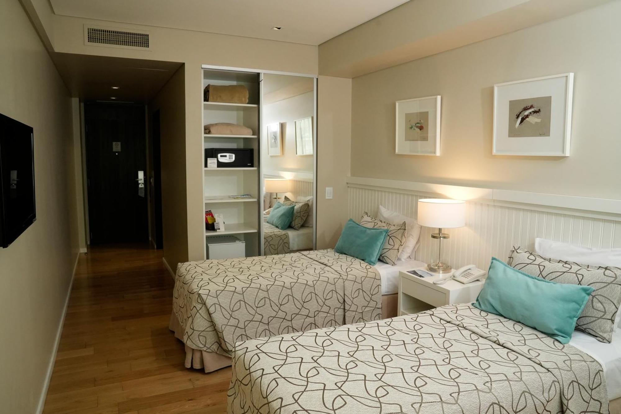 Hotel Metropolitano Supara Буенос Айрес Екстериор снимка